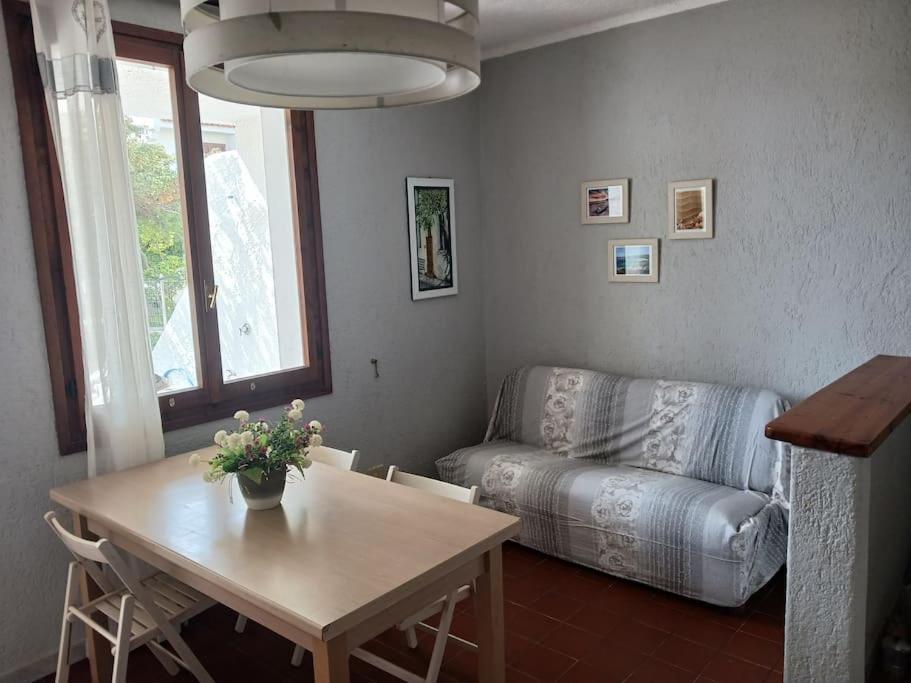 Appartamento A Baia Santa Reparata Exterior foto